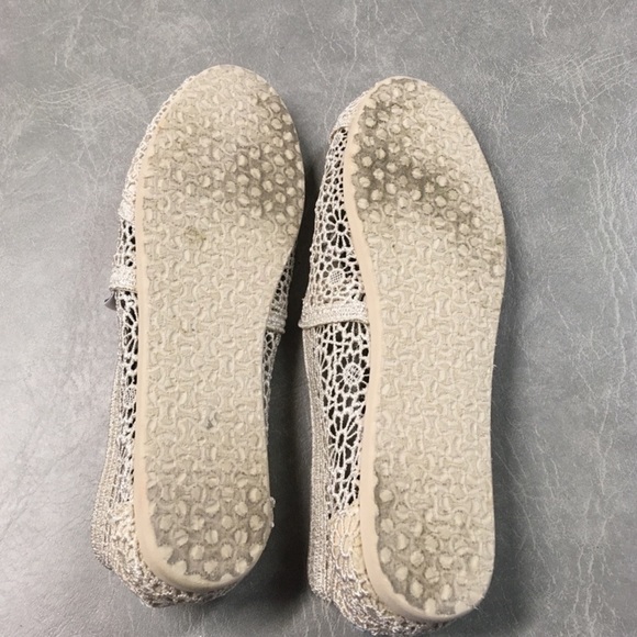 Toms Natural/Ecru Crochet Flats 8.5 - Picture 6 of 9